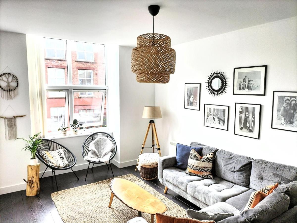 Stylish & Cosy Abode With Free Parking. Liverpool